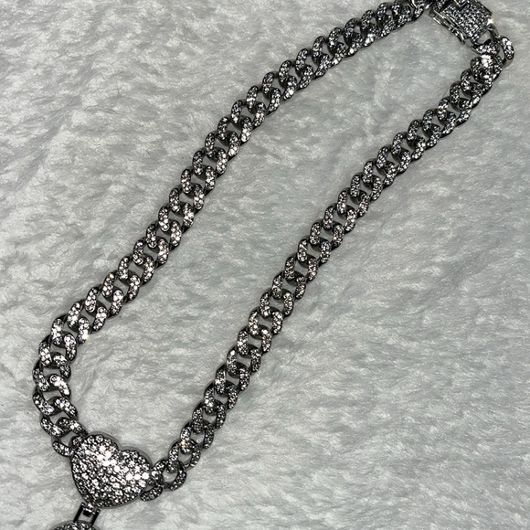 Cuban Chain with Iced Heart-Shaped Pendant - Picture 7 of 14